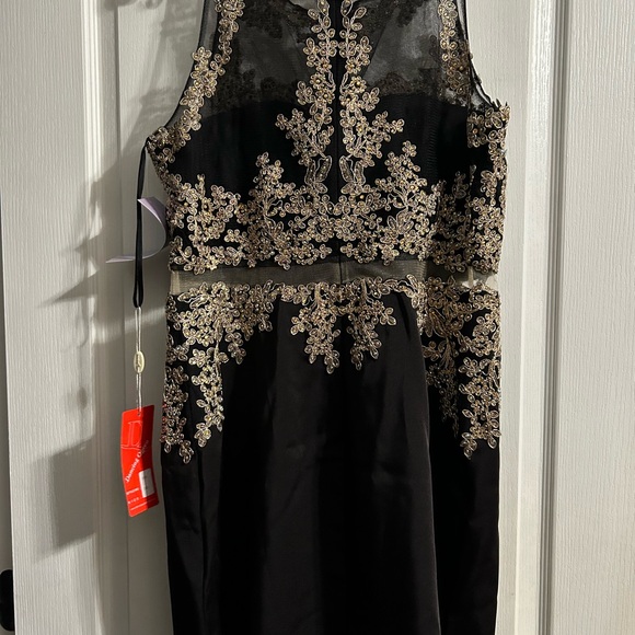 Short, black formal/ party dress - Picture 2 of 3